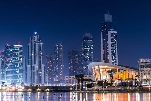 Day 1:ARRIVE IN DUBAI