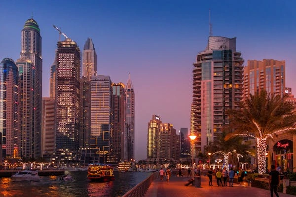 ay 1:Flight Nairobi – Dubai (D)