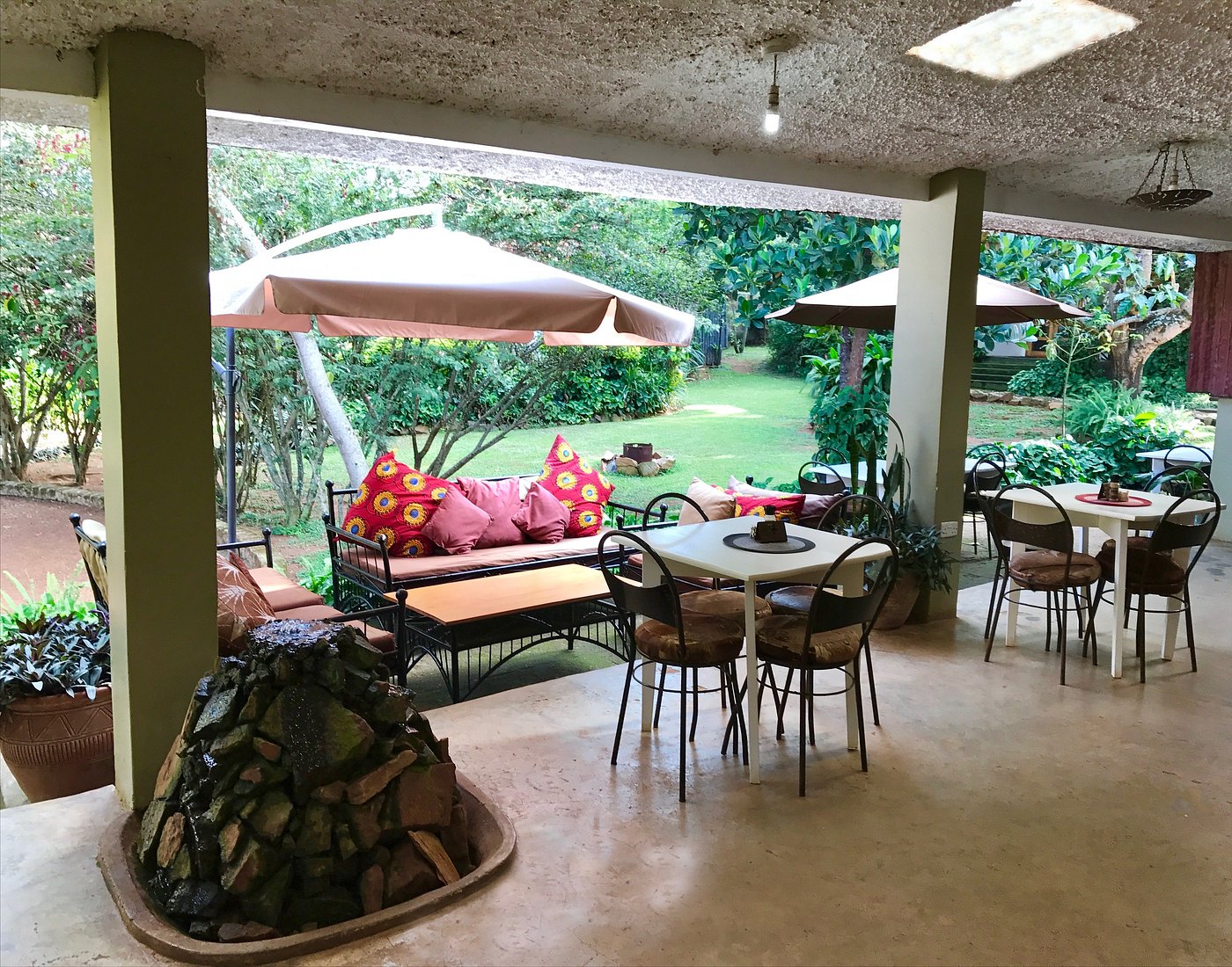 Gately Inn Entebbe image 2
