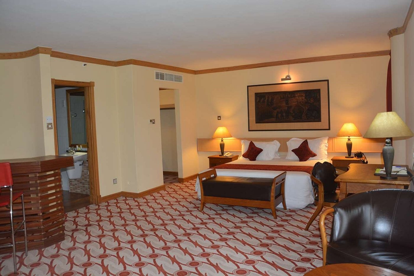 Golf Course Hotel image 3