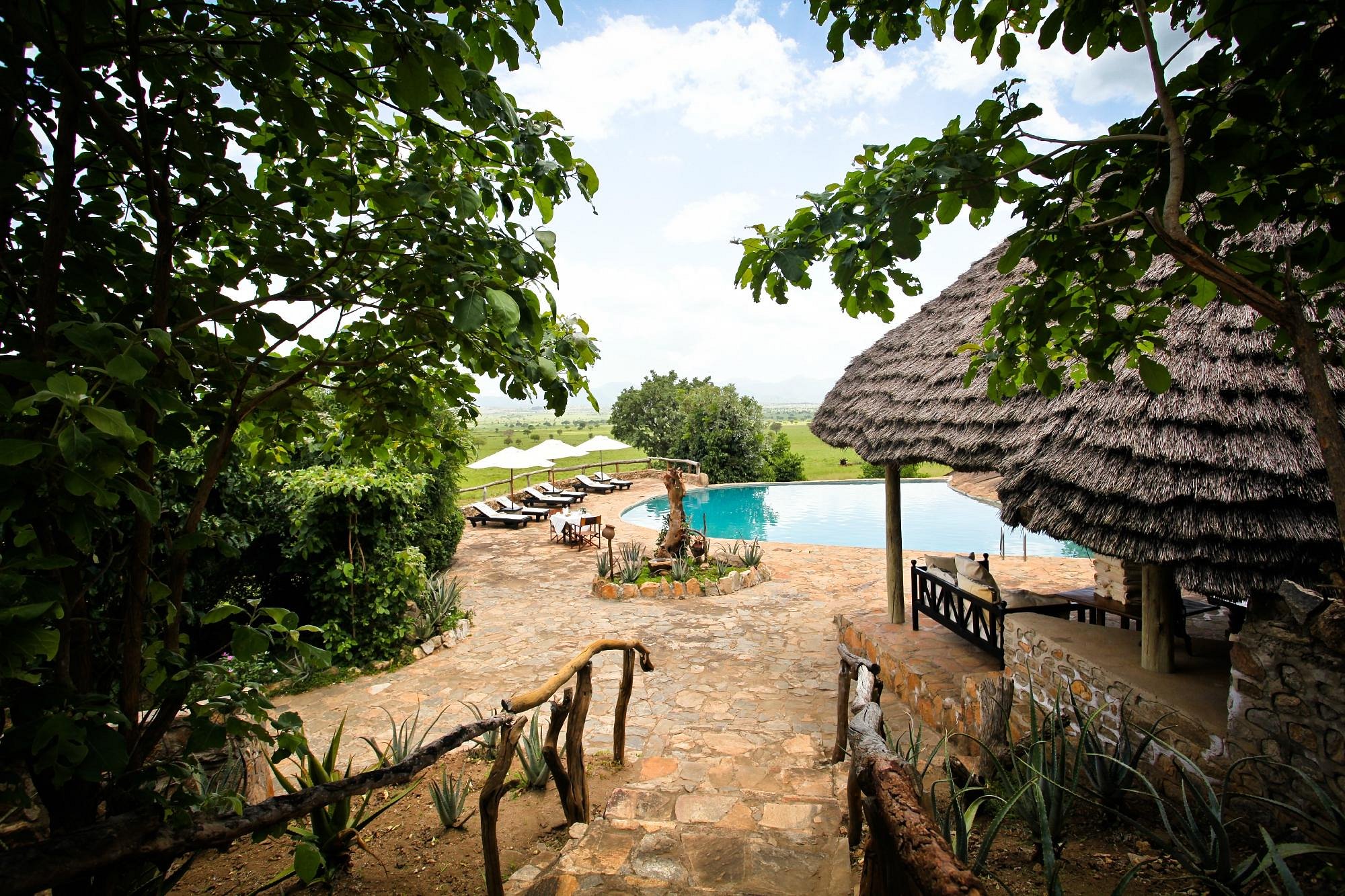 Apoka Safari Lodge image 1