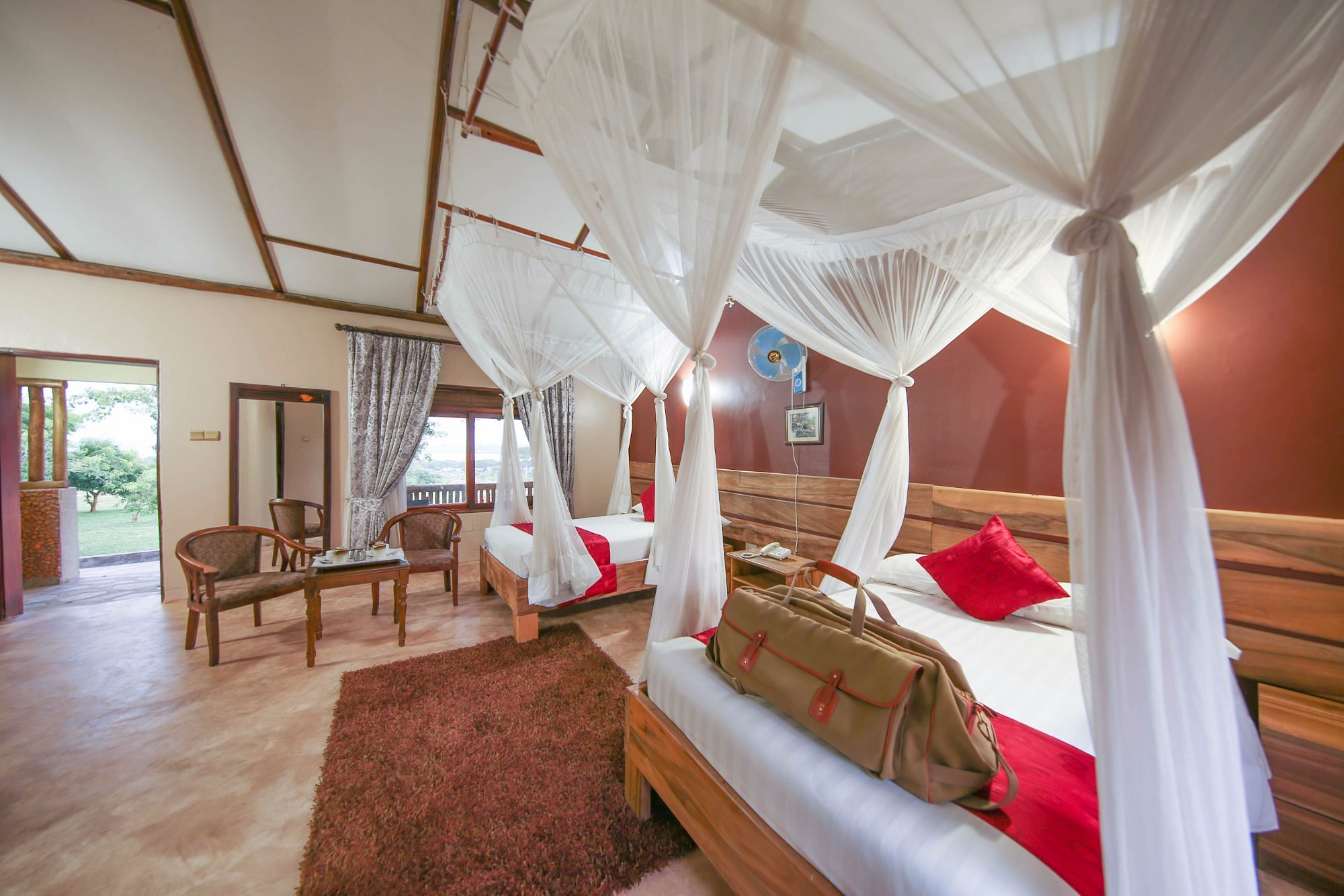 Pakuba Safari Lodge image 1