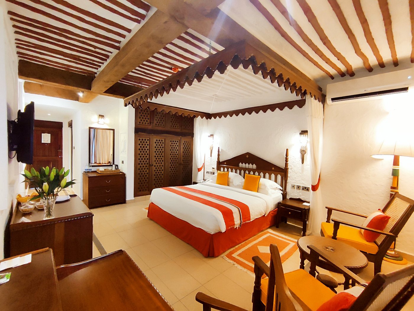 Serena Beach Resort & Spa image 2