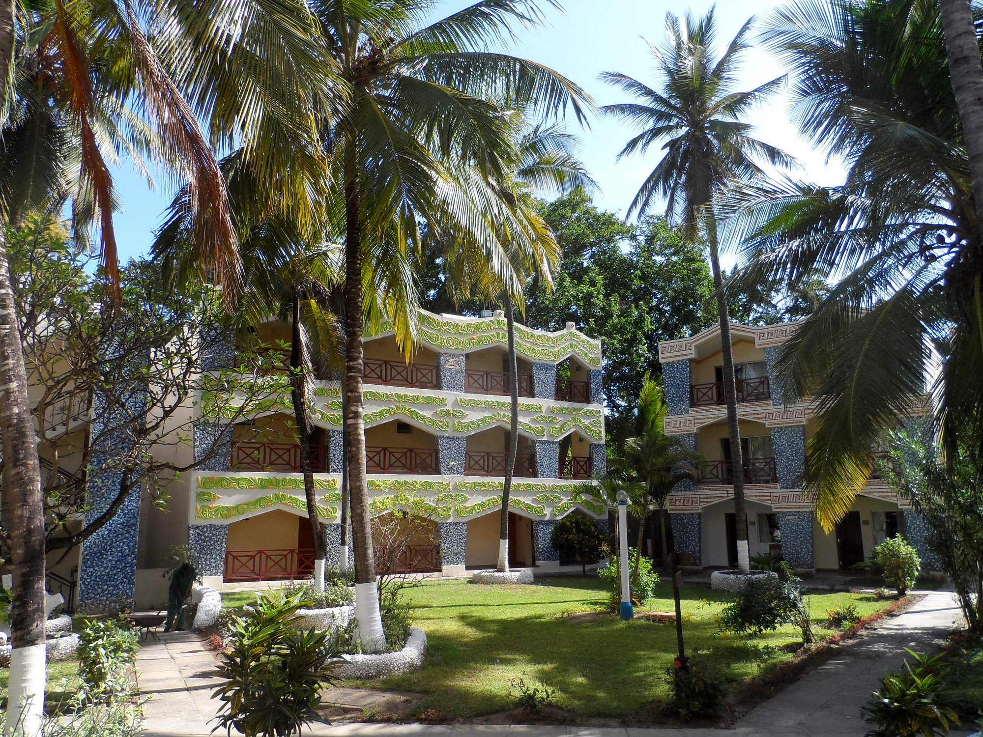 Sai Rock Beach Hotel & Spa